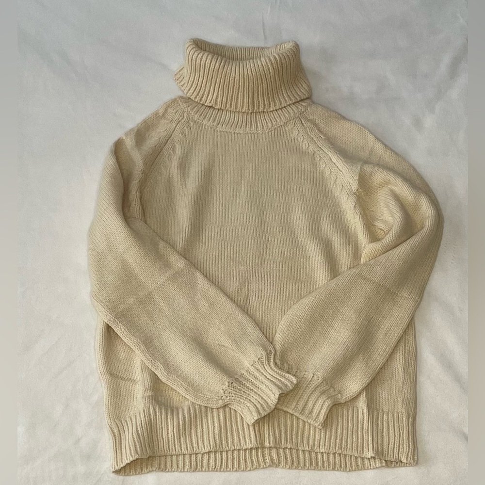 Angel Eyes Yellow Crewneck Sweater Women’s